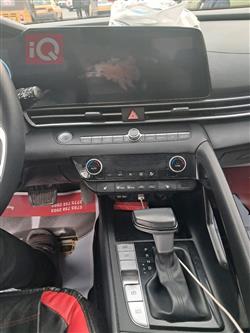 هیۆندای ئەلەنترا